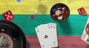 Antarmuka aplikasi mobile dewa toto menampilkan sportsbook dan permainan kasino